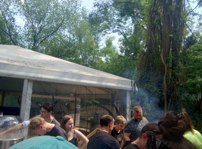 Stefa grillowa podczas pikniku