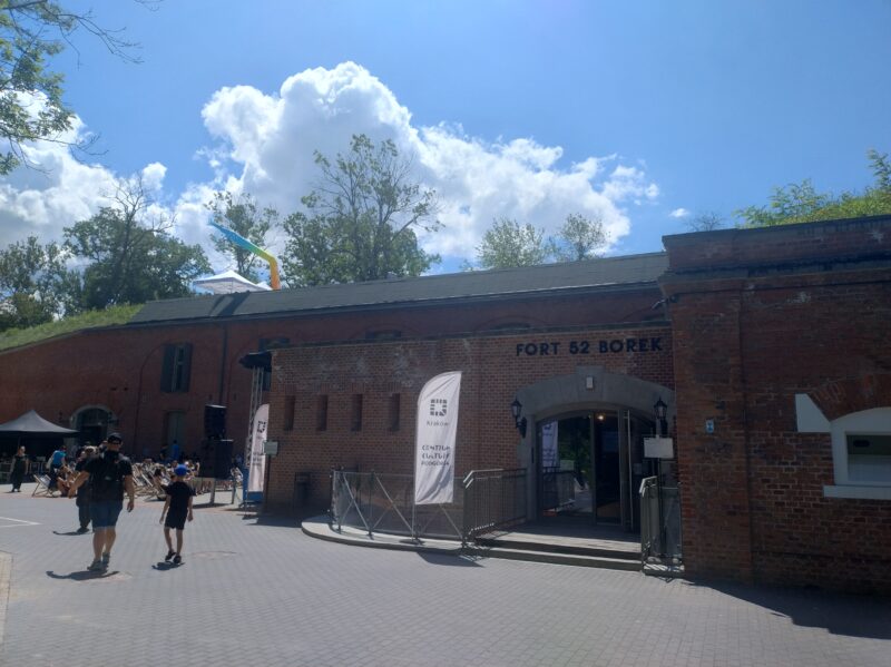 Fort Borek - rozpoczęcie urodzin